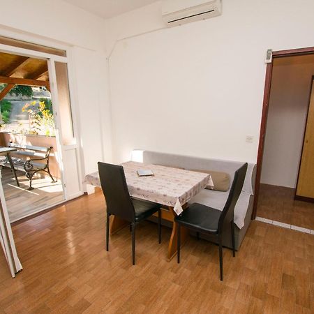 Apartment Marin Tkon Eksteriør bilde